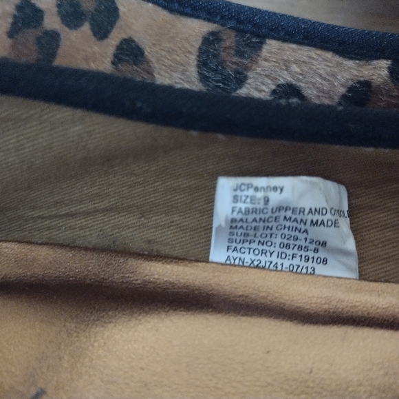 🌅JC Penney Animal Print Slip on Women's Shoes - Picture 14 of 14